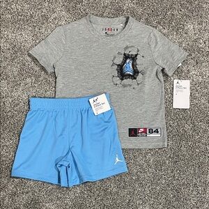 NEW! JORDAN LIGHT BLUE & GRAY 2-PIECE SHORTS & T-SHIRT SET. SIZE 4. BOYS.